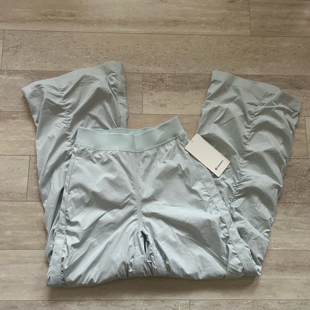 BNWT Lululemon Athletica Light Blue Ribbed Pants